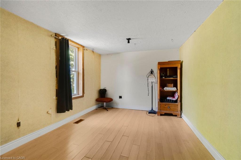 2 Parsons Avenue Property Photo 18