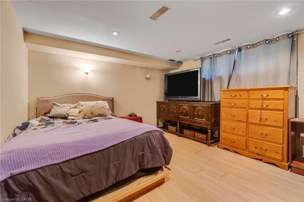 2 Parsons Avenue Property Photo 28