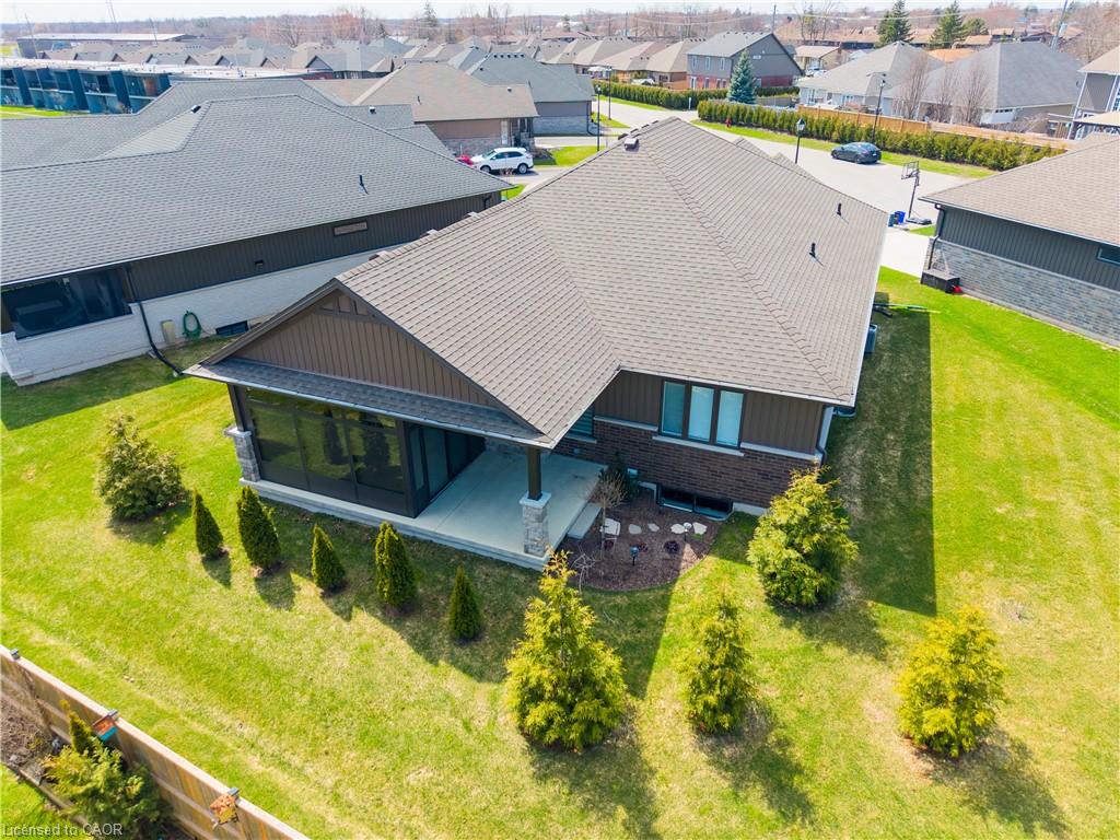 23-24 Craddock Boulevard Property Photo 44