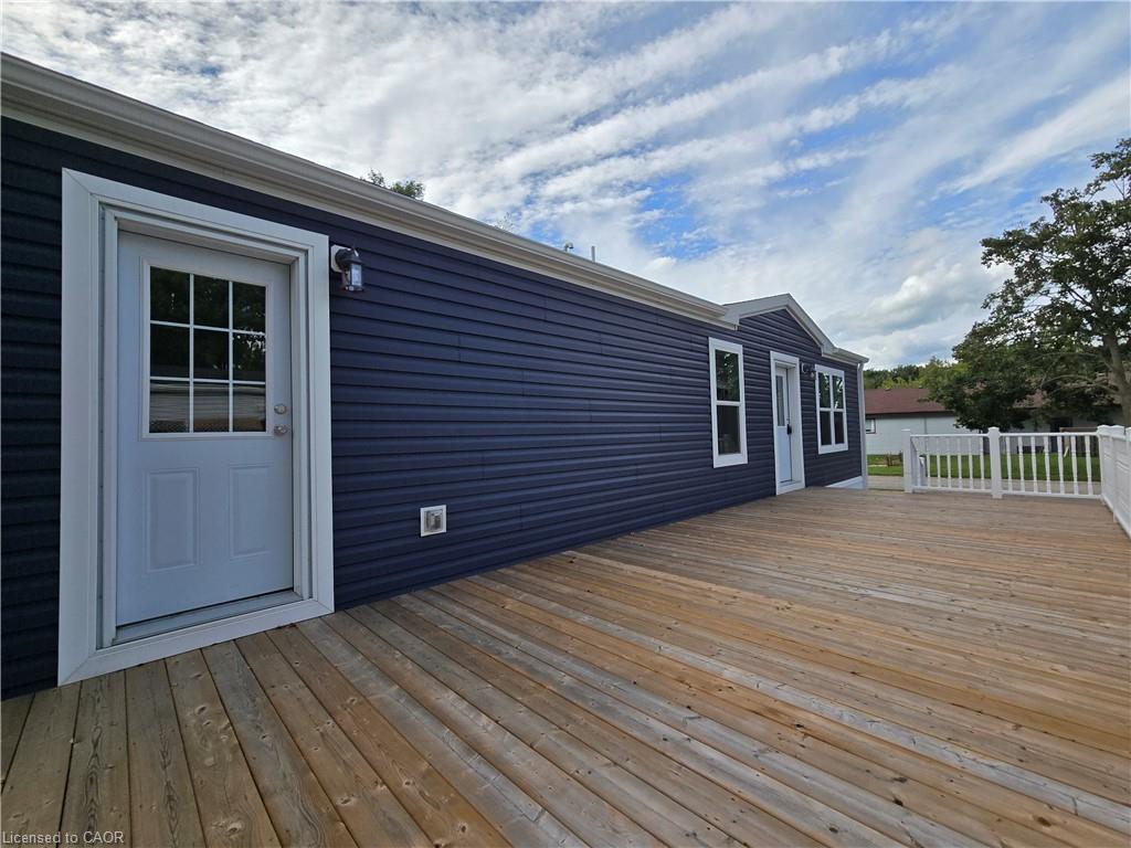 24 Macpherson Crescent Property Photo 3