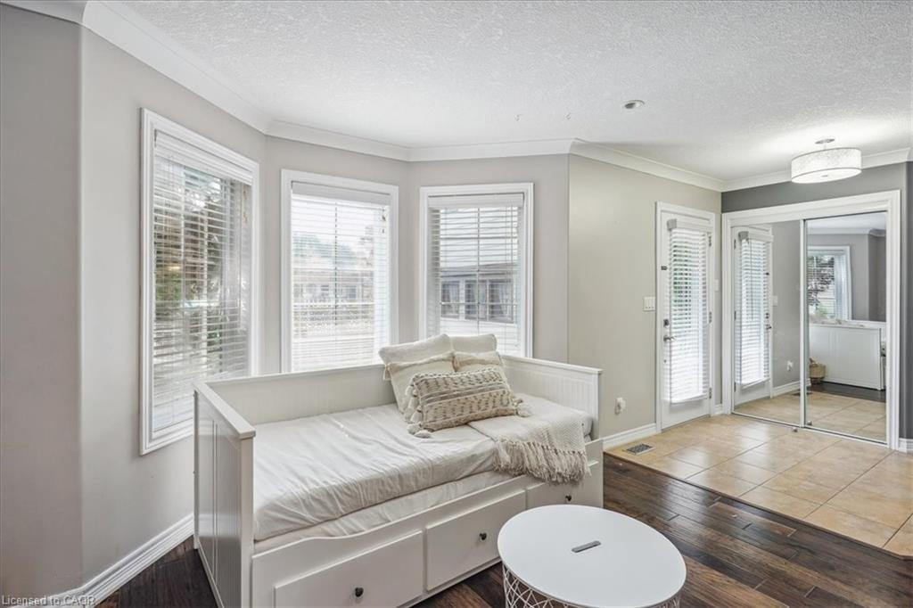 15 Argyle Street S Property Photo 13