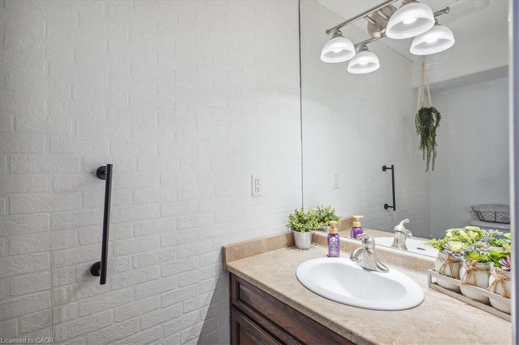 15 Argyle Street S Property Photo 21