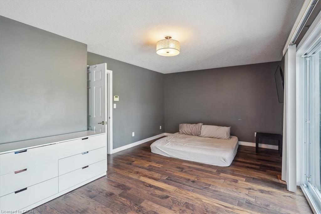 15 Argyle Street S Property Photo 23