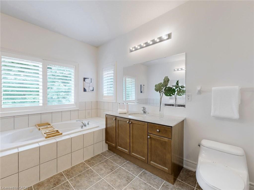 2238 Lyndhurst Drive Property Photo 29