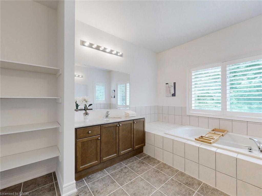 2238 Lyndhurst Drive Property Photo 31