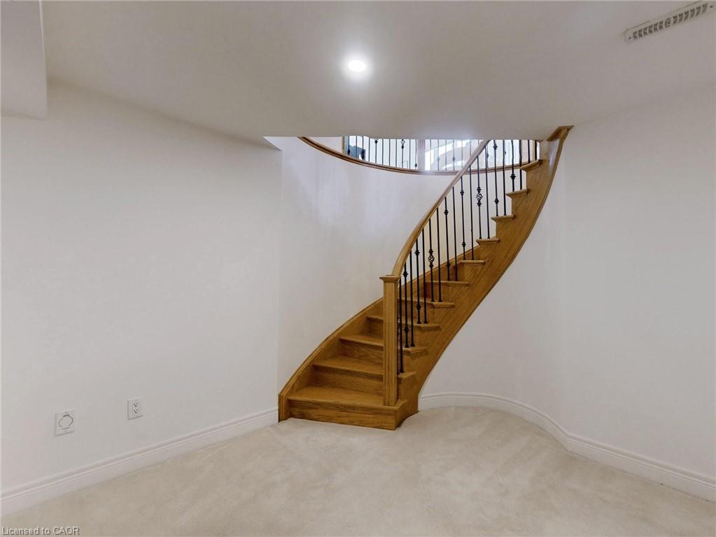 2238 Lyndhurst Drive Property Photo 42