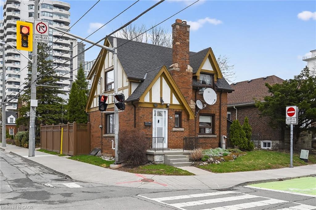 144 Hunter Street W Property Photo 1
