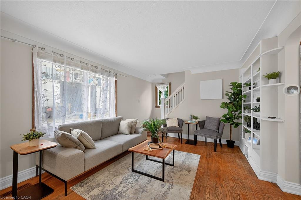 144 Hunter Street W Property Photo 6