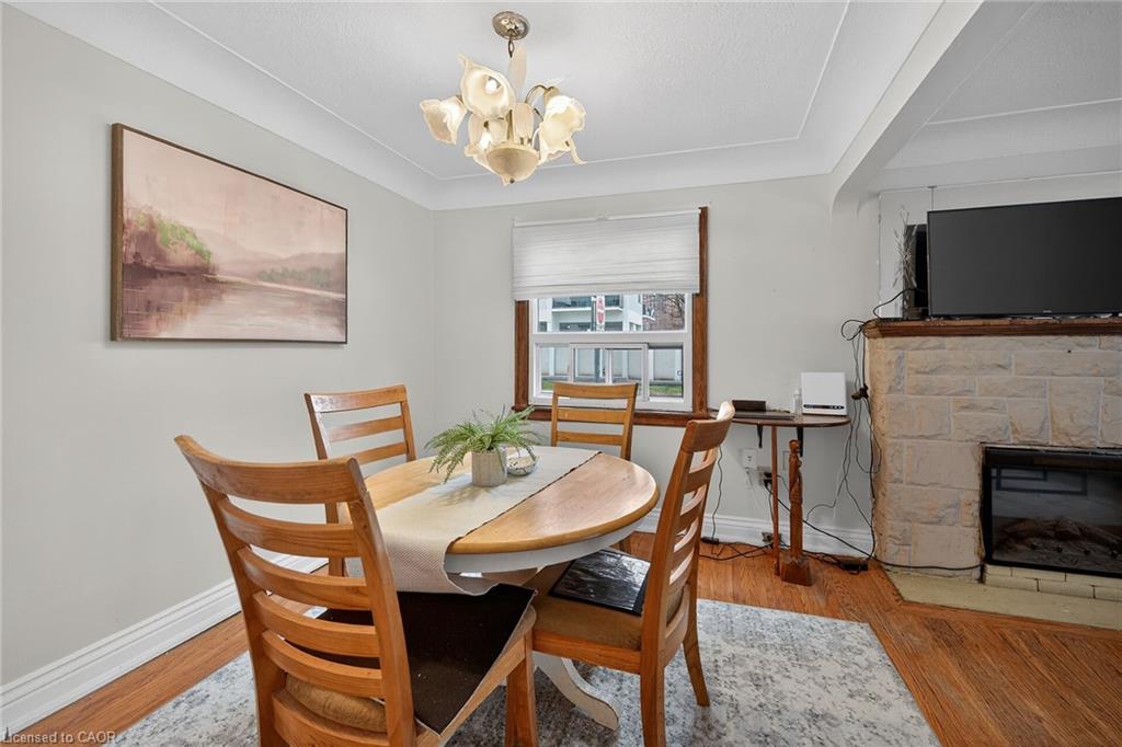 144 Hunter Street W Property Photo 13