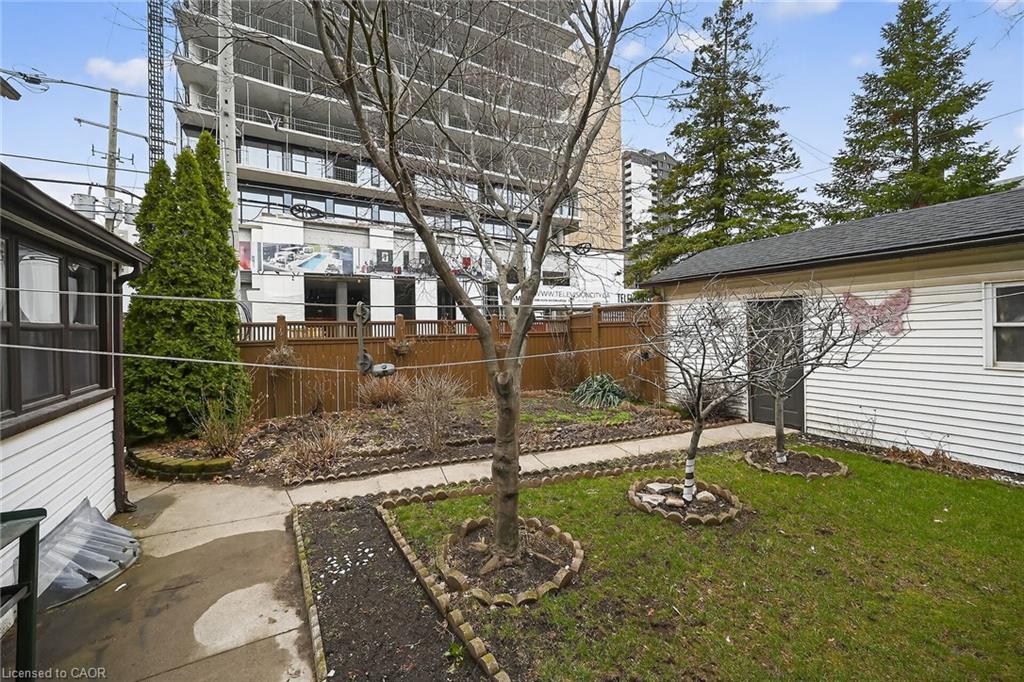 144 Hunter Street W Property Photo 38