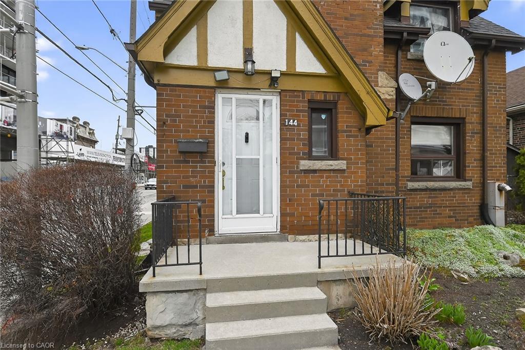 144 Hunter Street W Property Photo 44