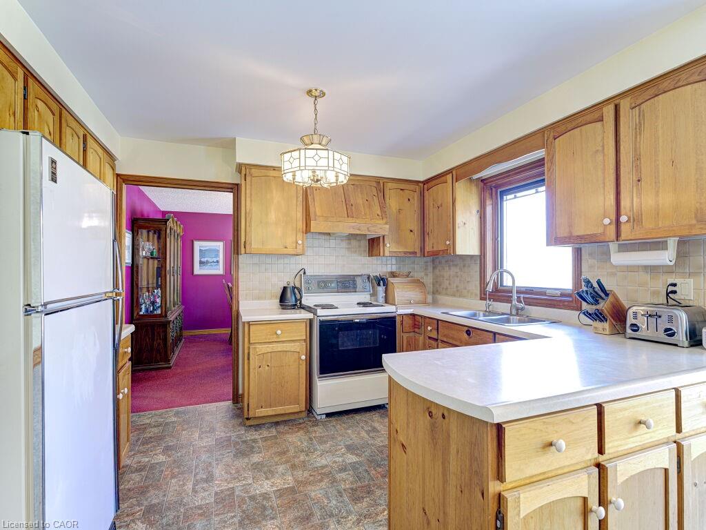 11331 Amos Drive Property Photo 8