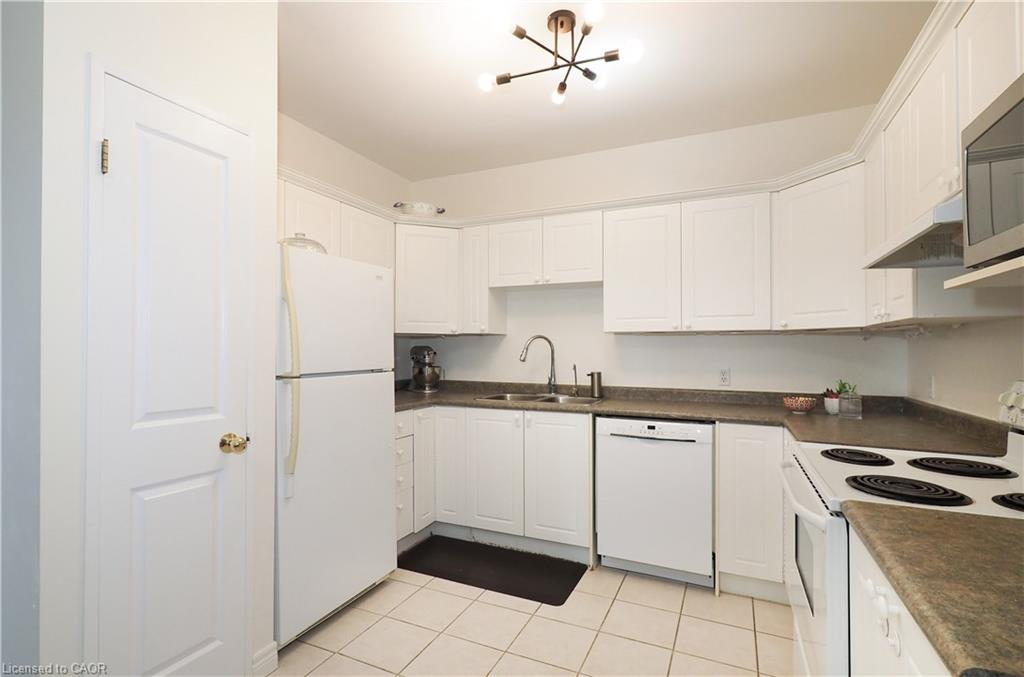 701-255 Keats Way Property Photo 26