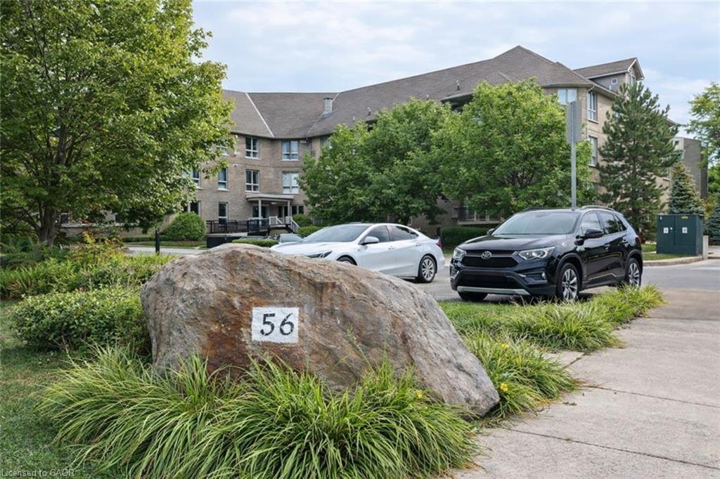 315-56 Kerman Avenue Property Photo 3