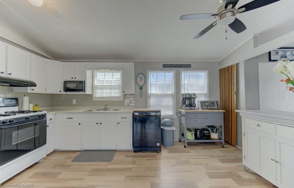185-580 Beaver Creek Road Property Photo 3