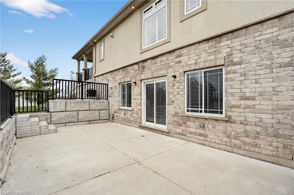 5499 Attema Crescent Property Photo 42