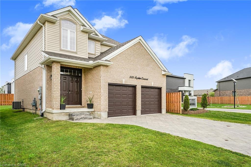 505 Sophia Crescent Property Photo 3