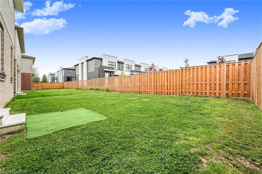 505 Sophia Crescent Property Photo 41