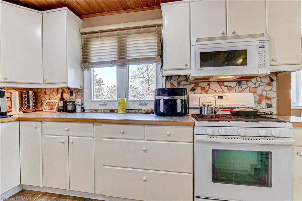 88 Woodstock Avenue Property Photo 32