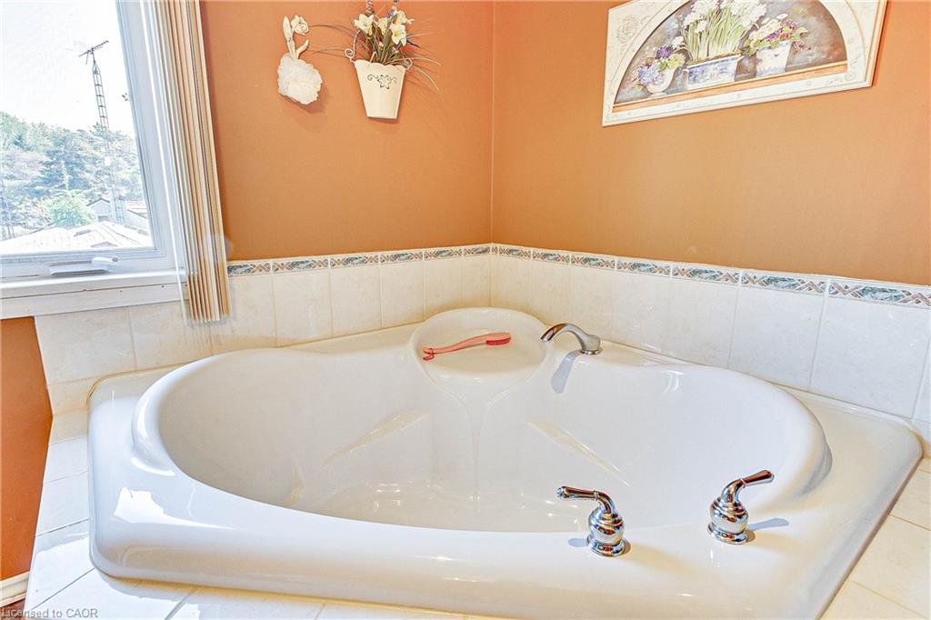 88 Woodstock Avenue Property Photo 39