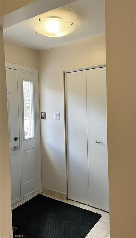 12-4026 Longmoor Drive Property Photo 6