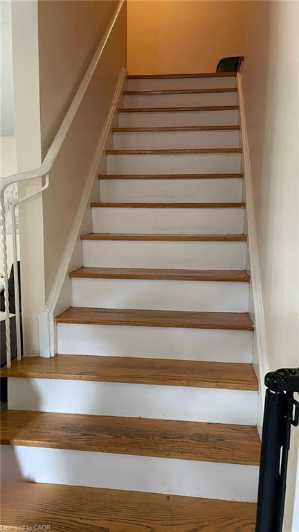 12-4026 Longmoor Drive Property Photo 10
