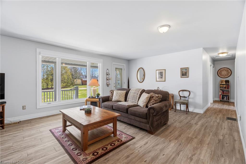 72571 Duchess Crescent Property Photo 9