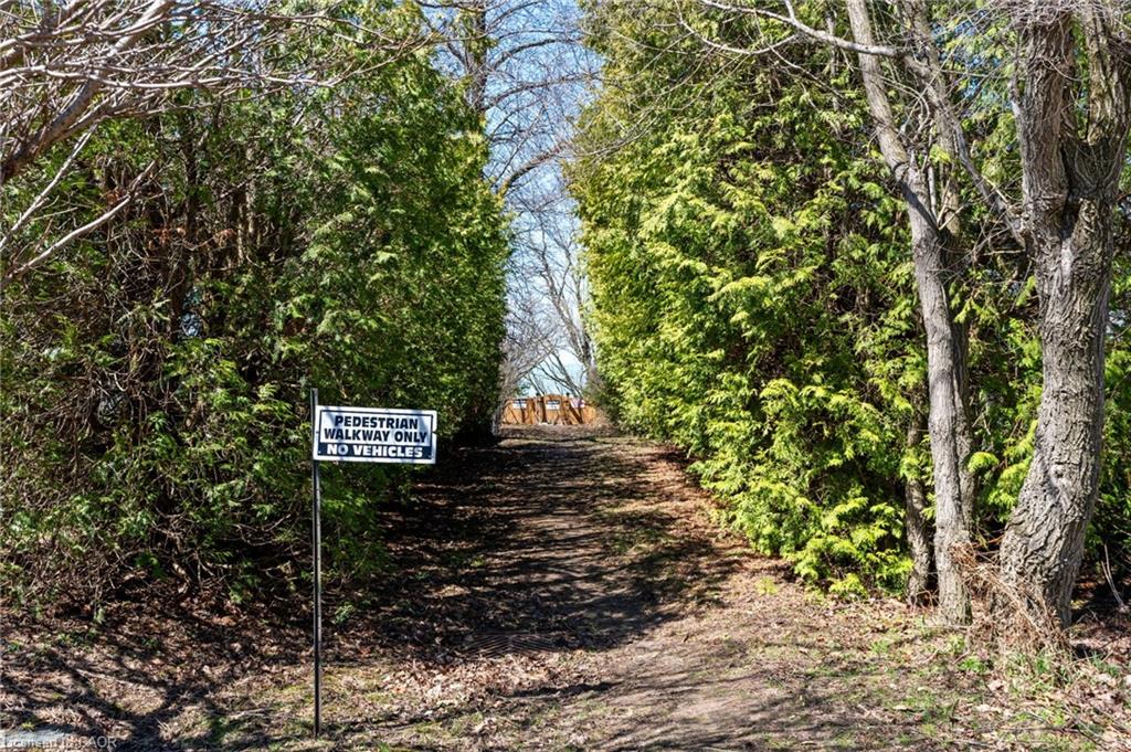 72571 Duchess Crescent Property Photo 32