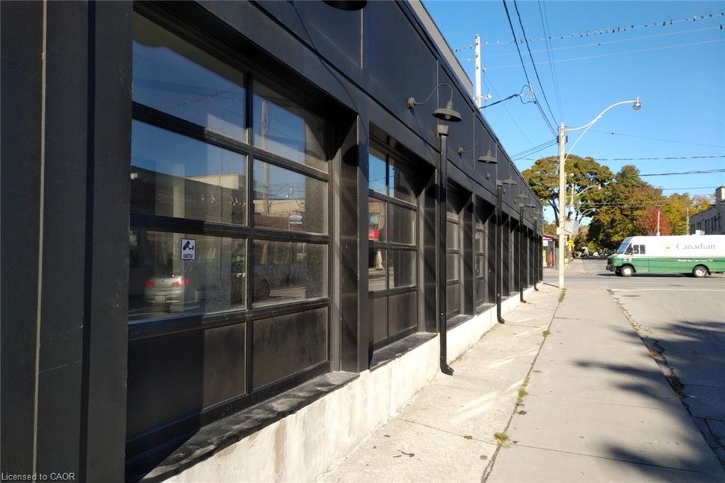 1415 Gerrard Street E Property Photo 38