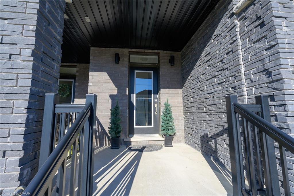 8 Owl Lane Property Photo 4