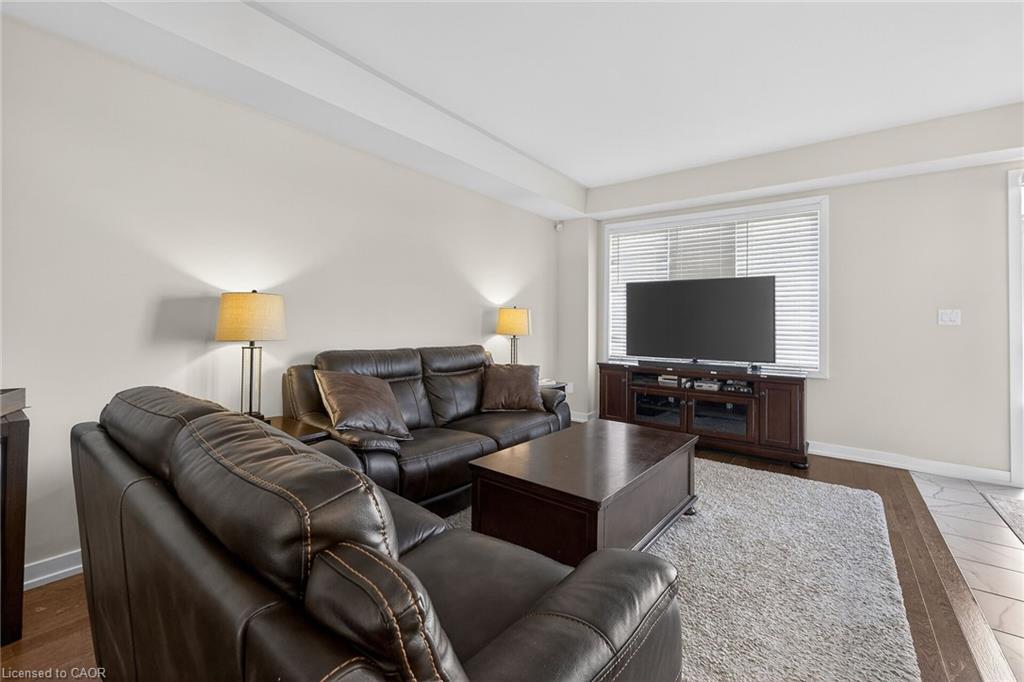 8 Owl Lane Property Photo 12