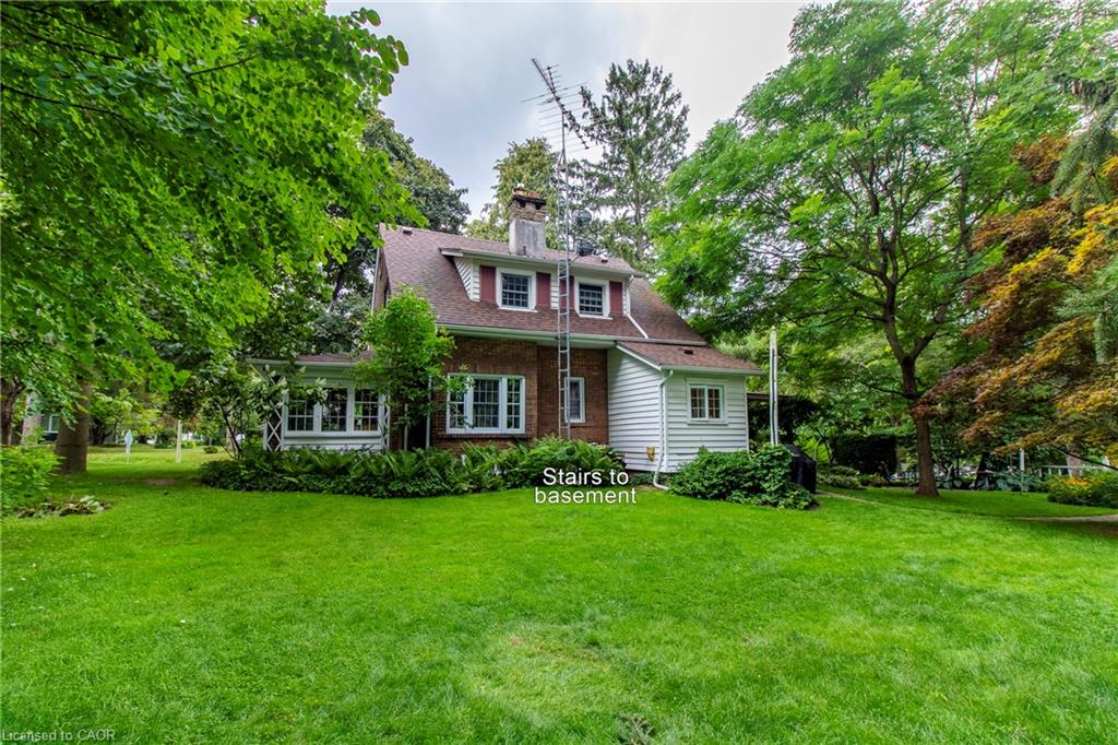 312 Nelson Street W Property Photo 9