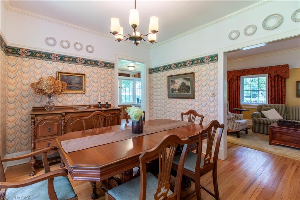 312 Nelson Street W Property Photo 23
