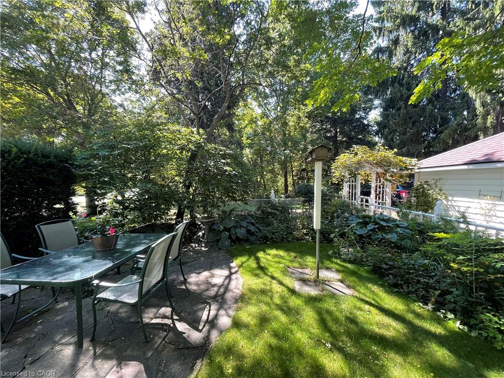 312 Nelson Street W Property Photo 38