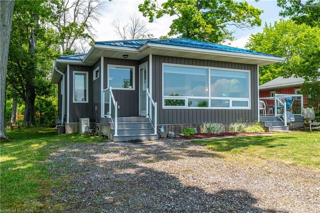 2399 Lakeshore Road Property Photo 1