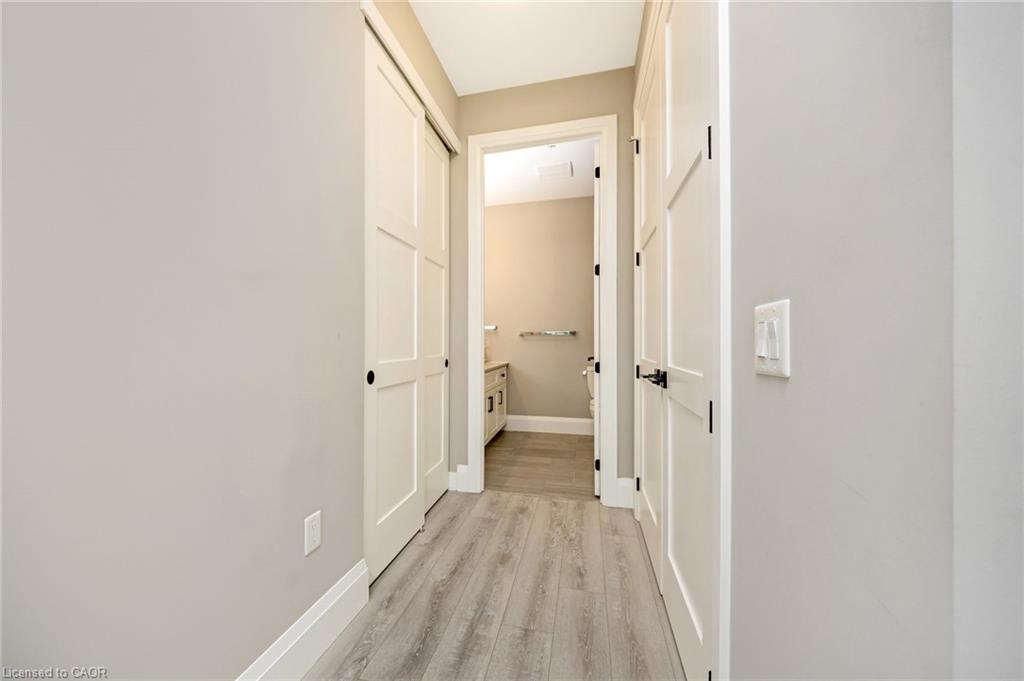 209-73 Arthur Street S Property Photo 23