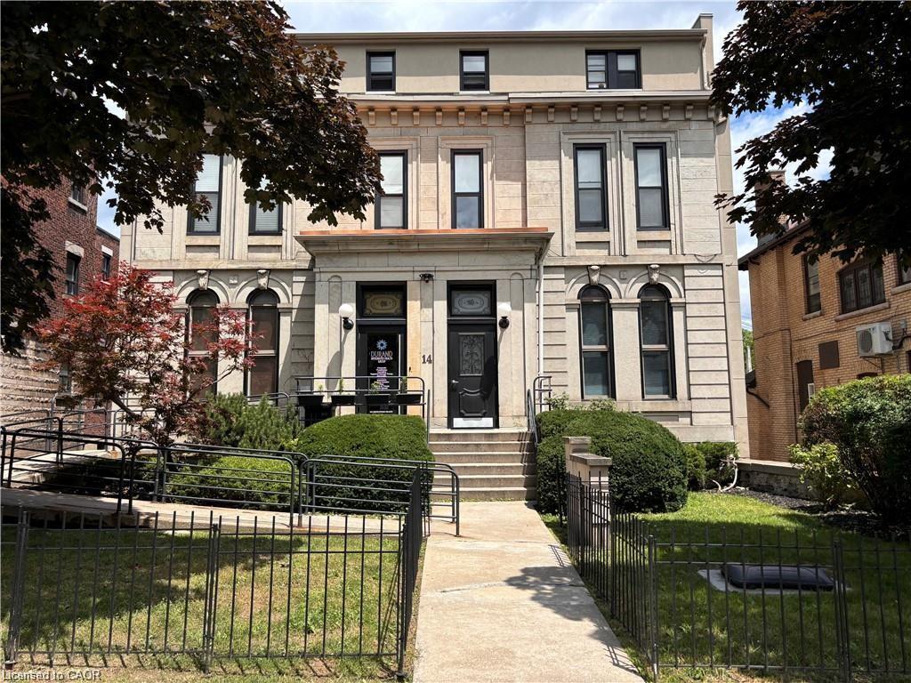 14 Duke Street Property Photo 1