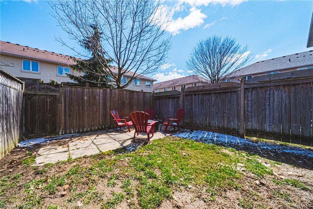 41-20 Mcconkey Crescent Property Photo 28
