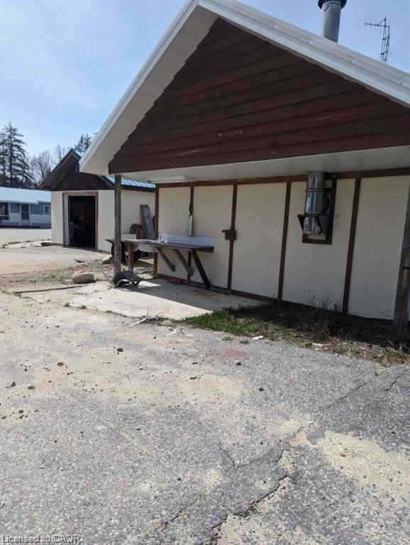 5032 Trans-canada Highway Property Photo 3