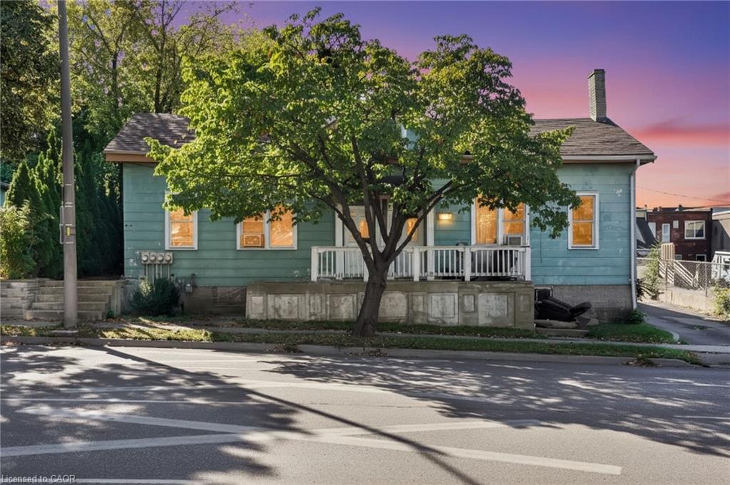 219 Dalhousie Street Property Photo 1