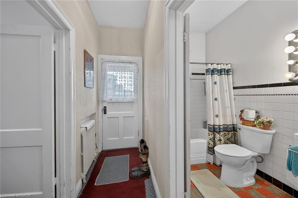 96 Barnesdale Boulevard S Property Photo 16