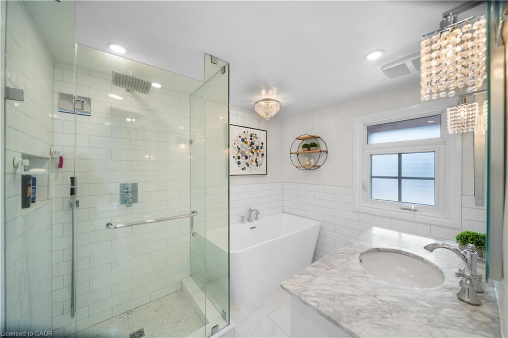 36 Mississauga Road N Property Photo 21