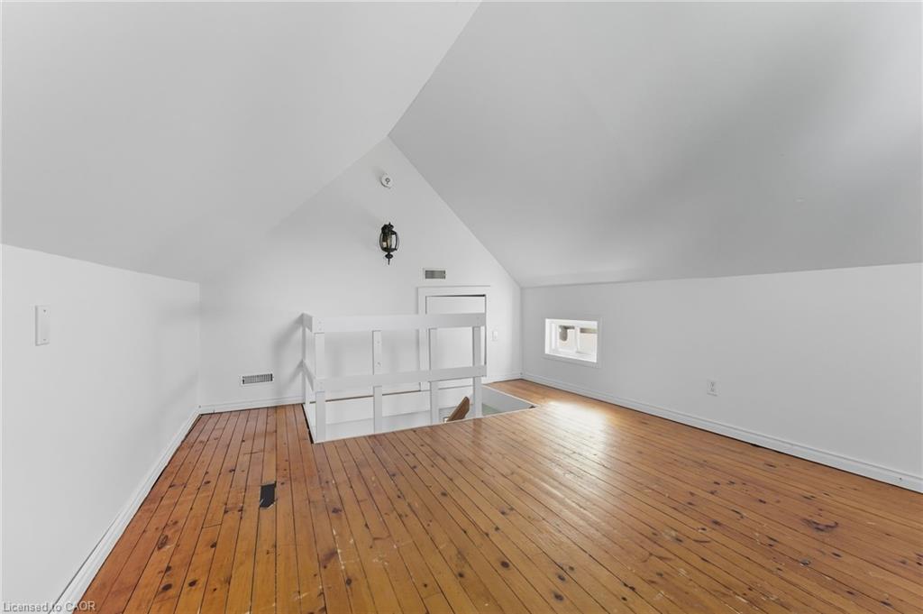 8 Tasker Street Property Photo 10