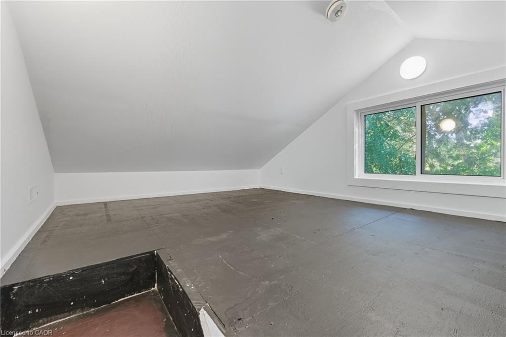 8 Tasker Street Property Photo 19