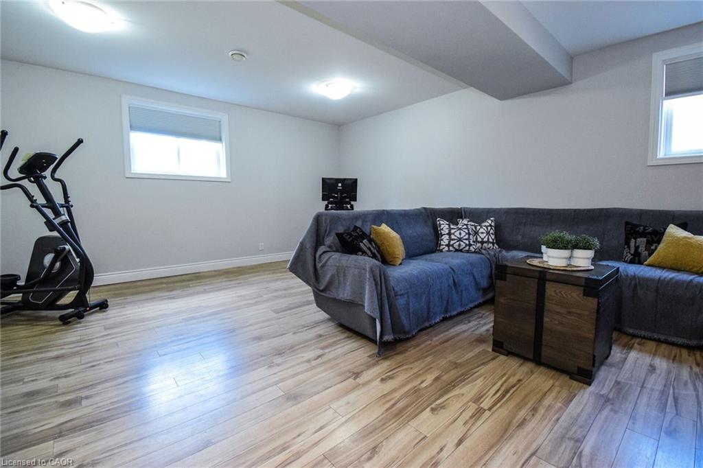 295 Courtland Street Property Photo 25