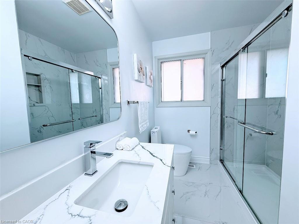 374 Victoria Road N Property Photo 35