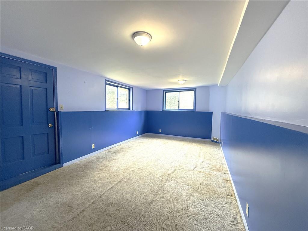 374 Victoria Road N Property Photo 46