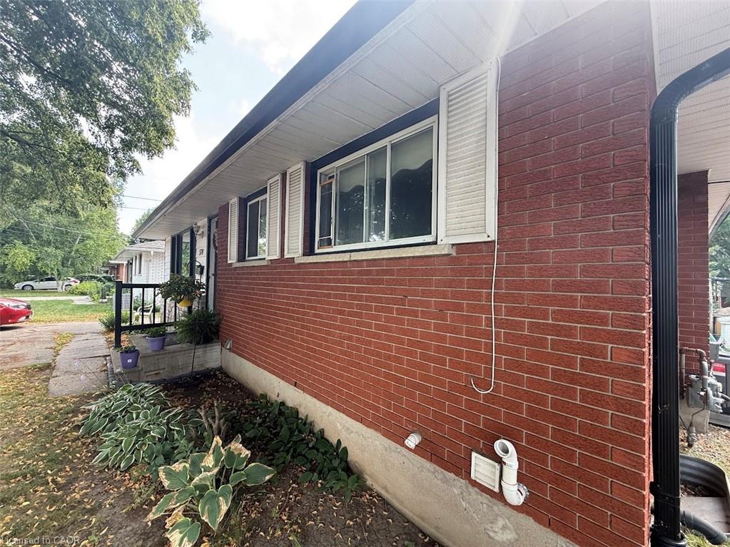 374 Victoria Road N Property Photo 47