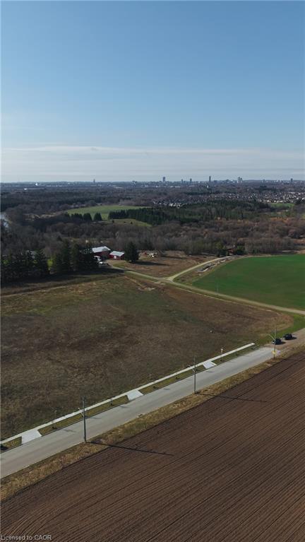 1070 Snyders Flats Road Property Photo 5