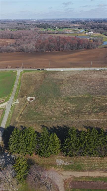 1070 Snyders Flats Road Property Photo 7